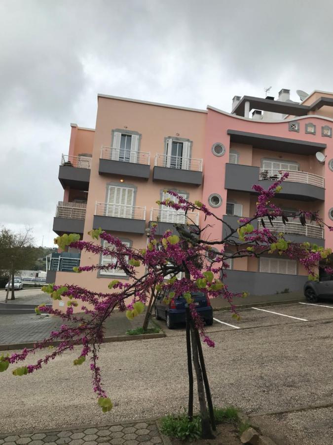 Lagos Royal Rooms And Suites Екстер'єр фото