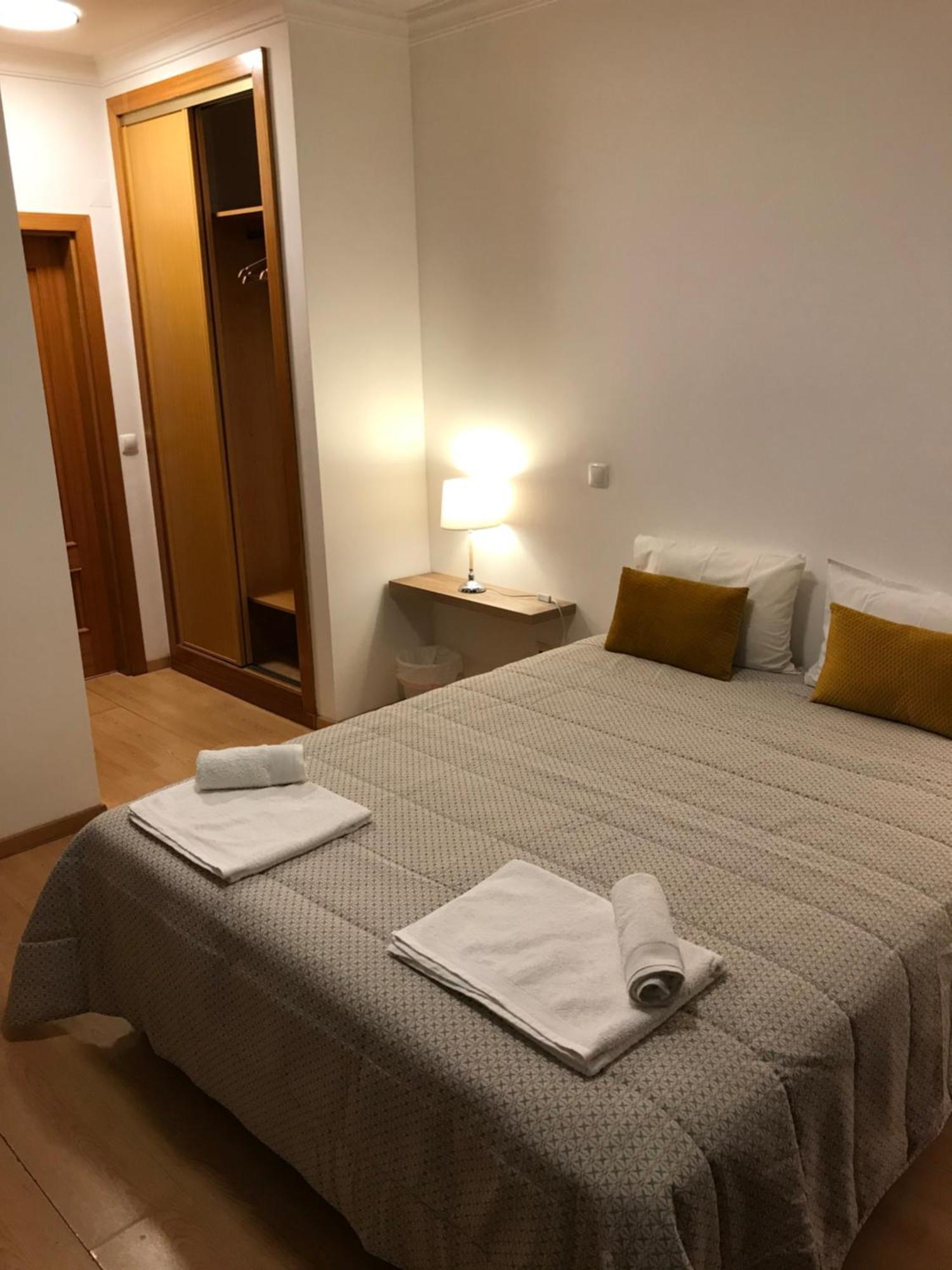 Lagos Royal Rooms And Suites Екстер'єр фото