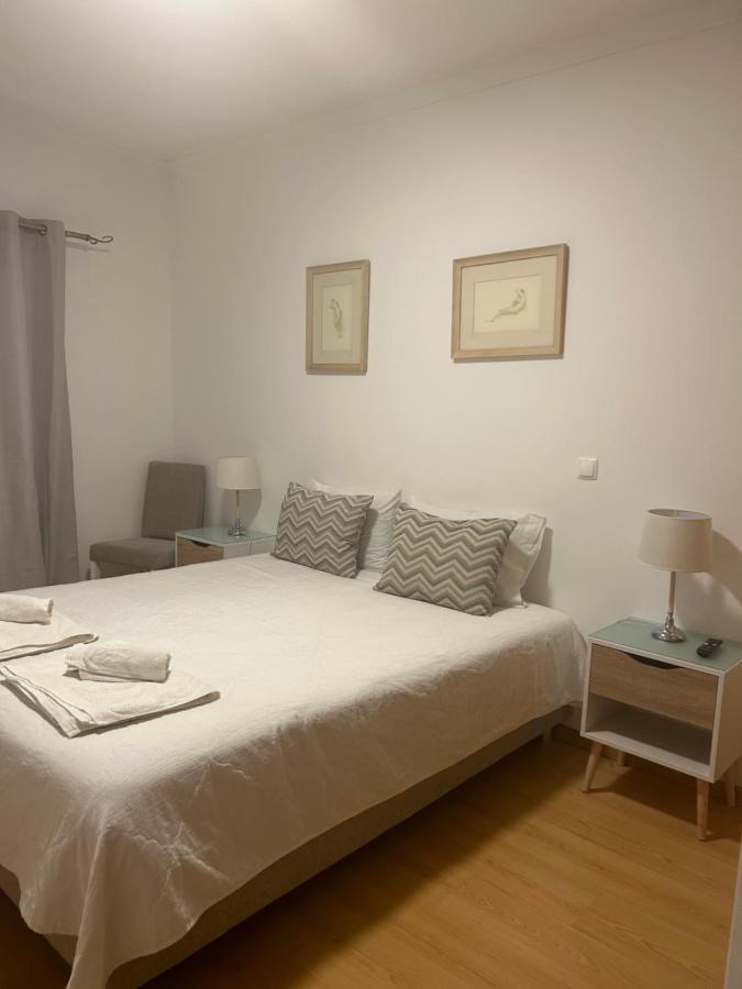 Lagos Royal Rooms And Suites Екстер'єр фото